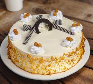 Crunchy butterscotch cake