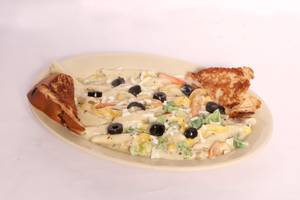 Penne Alfredo (White Cheese Sauce)
