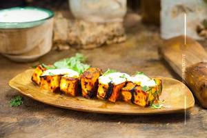 Stuffed tandoori paneer