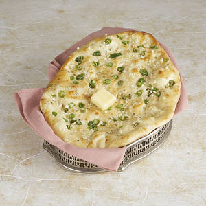 Butter Cheese Chilli Naan