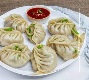 Chicken steamed momos