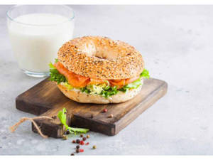 Paneer Bagel