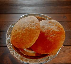 Kachori with sabzi  [2 pieces]