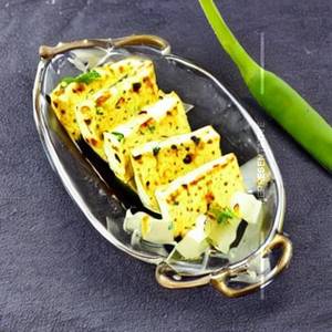 Paneer Butter Garlic
