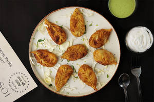 Paneer Fried Momos (8pc.)