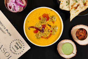 Punjabi Kadhi Pakoda