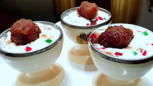 Ice Cream With Gulab Jamun