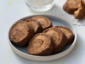Cinnamon Swirl Cookies [8 Pieces]