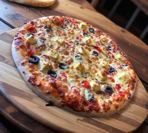 Kadhai Paneer Pizza