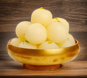 White Rasgulla