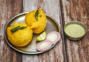 Vada Plate 