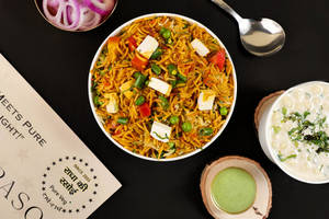 Veg Biryani With Raita