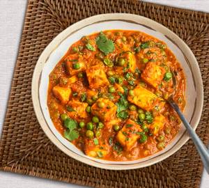 Matar paneer