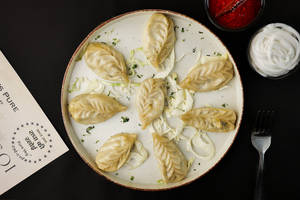 Paneer Steam Momos (8pc.)