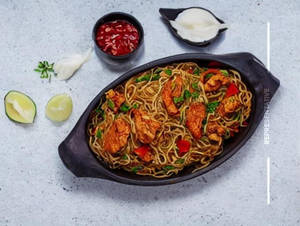 Schezwan Chicken Noodles