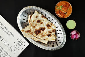 Tawa Soya Chaap + 2 Butter Naan Combo