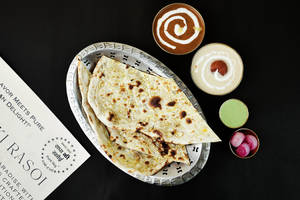 Dal Makhani + Malai Kofta + 3 Garlic Naan Combo
