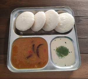 Idli [4 pieces]