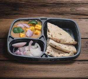 Kadai Paneer With 3 Phulka And Salad