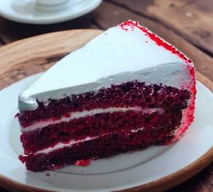 Eggless red velvet pastry