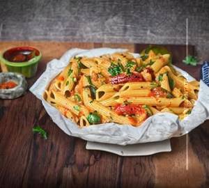Spicy schezwan veg pasta                                          
