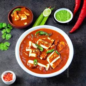 Classic Paneer Chilli Gravy
