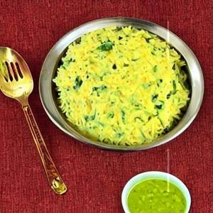 Khichdi (Dal Or  Palak Or  Masala)