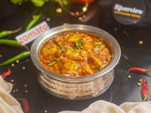 Paneer Tikka Lababdaar