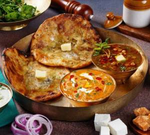 2 Aloo Paneer Paratha with Amritsari Ghee Chole