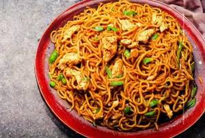Schezwan Chicken Noodles
