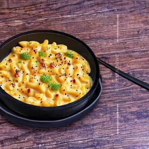 Mac & Cheese Spicy Chicken
