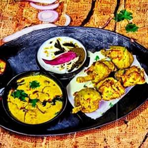 Dahi Pakoda Kadhi