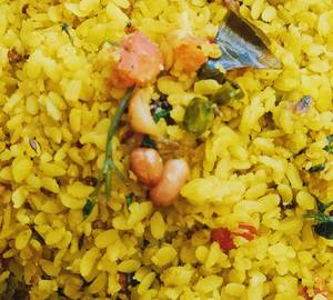 Aloo sabji puri [6 pieces]