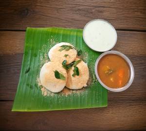 3 idli + sambar +chutney