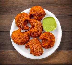 Kurkure momos [chicken]