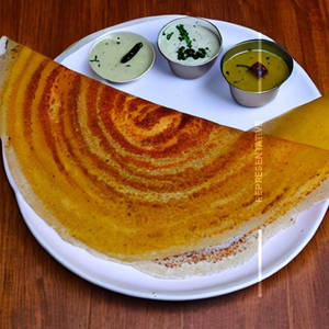 Butter Rava Onion Sada Dosa