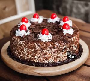 Royal black forest cake [ 1 Pound )
