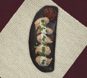 Steamed momos [beef]