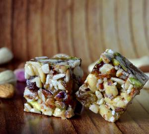 Dry Fruit Bites (1 Kg)