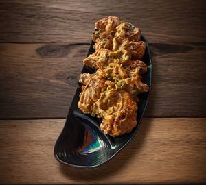 Afghani momos [paneer]