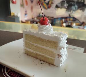 Pineapple Pastry Egg