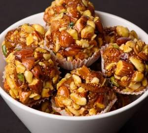Desi Ghee Dry Fruit Laddu (1 Kg)