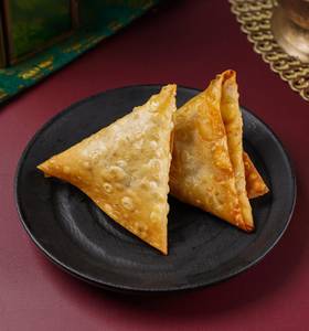 Mutton Kheema Samosa (Ramzan Special)