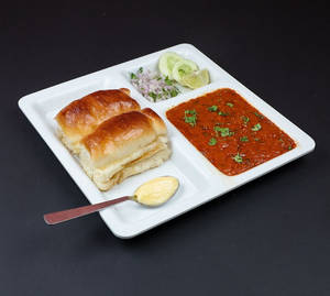Kolhapuri Pavbhaji (bit Spicy)