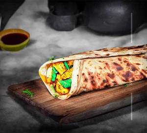 Achari Paneer Roll