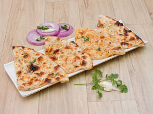 Garlic naan