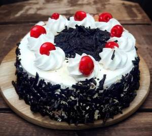 Eggless Black Forest Veg Large (1000G)