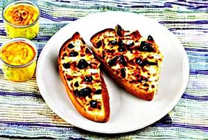 Corn Paneer Cheese Chilli Toast
