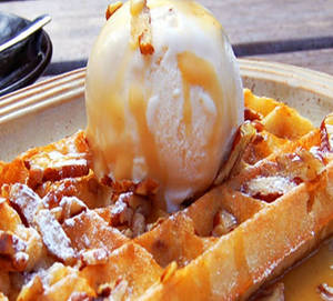 Butterscotch Crunch Waffle + 150ml Icecream