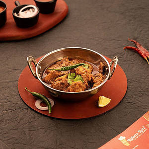 Chicken Kosha Gravy (boneless Bengali Style)
